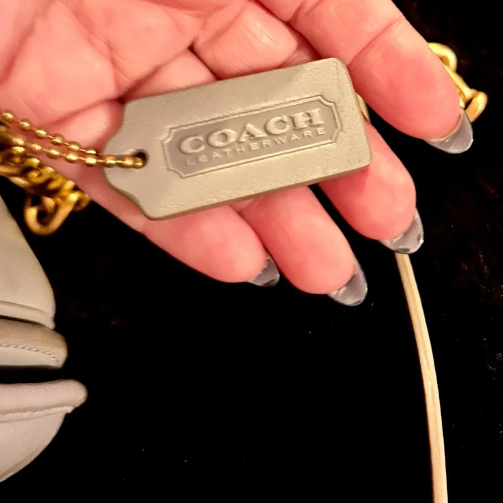 EUC Coach Quilted Shoulder Bag in Light Gray with Gold Chain - Picture 2 of 7